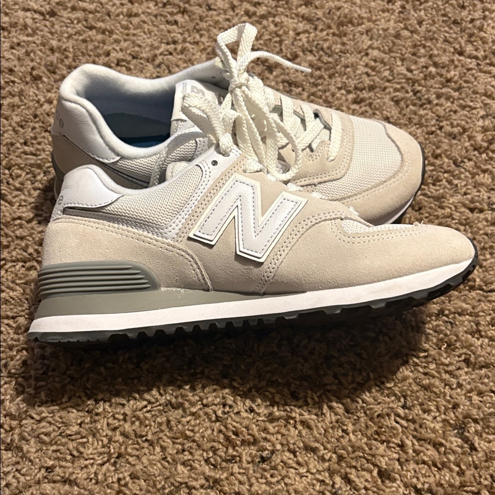 New Balance Beige and White Athletic Shoes size 8